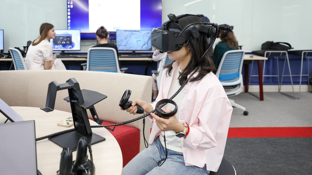 高校VR虚拟现实展厅-校史馆数字化解决方案