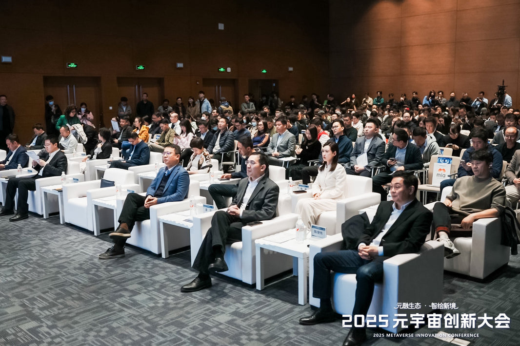 小派科技单眼8K超高清VR大空间解决方案展示图